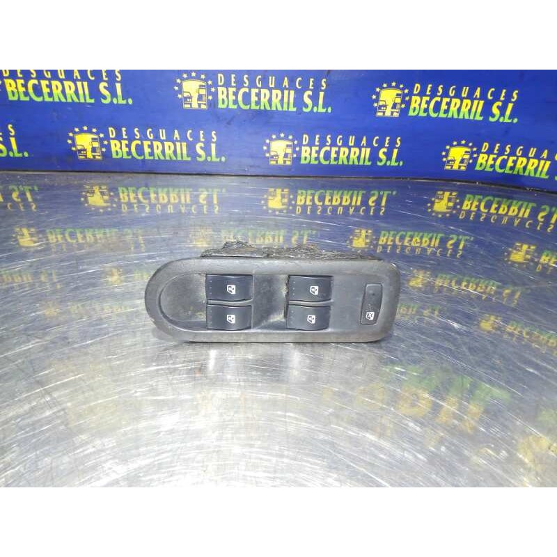 Recambio de mando elevalunas delantero izquierdo para renault scenic ii confort dynamique referencia OEM IAM 8200107772 Recambio de mando elevalunas delantero izquierdo para renault scenic ii confort dynamique referencia OEM IAM 8200107772