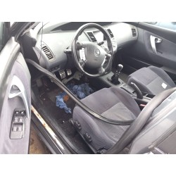 Aufschlüsselung der Teile für Nissan primera hatchback (P12) 2.2 Di Diesel aus dem Jahr 2005 mit Motor 2.2I