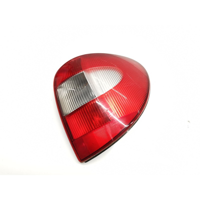 Recambio de piloto trasero derecho para chrysler voyager (rg) referencia OEM IAM Recambio de piloto trasero derecho para chrysler voyager (rg) referencia OEM IAM