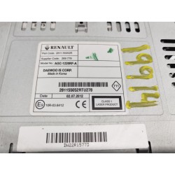 Sistema audio / radio CD 281155052R | Desguace Becerril