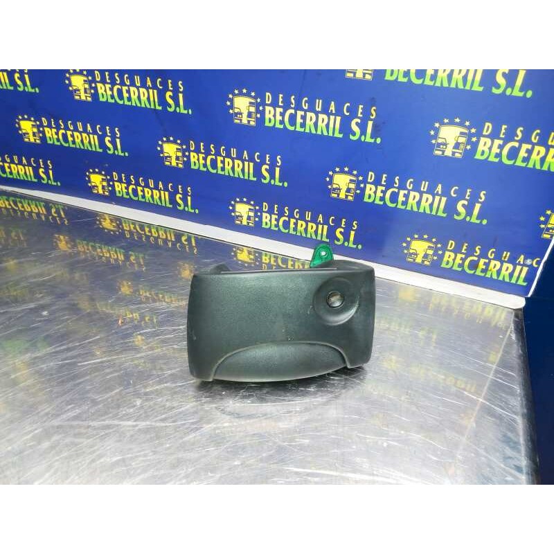 Recambio de maneta exterior trasera derecha para renault kangoo (f/kc0) generique referencia OEM IAM 8200107370 Recambio de maneta exterior trasera derecha para renault kangoo (f/kc0) generique referencia OEM IAM 8200107370