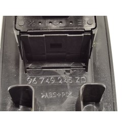 Commande de lève-vitre avant gauche Peugeot 208 I (CA_, CC_) | Desguace Becerril