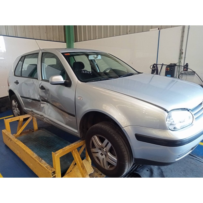 volkswagen golf iv berlina (1j1) del año 2002