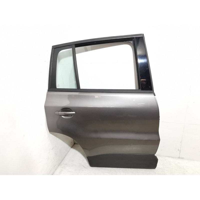 Recambio de puerta trasera derecha para volkswagen tiguan (5n_) 2.0 tdi referencia OEM IAM   