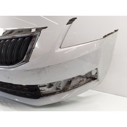 Recambio de paragolpes delantero para skoda octavia iii combi (5e5, 5e6) 2.0 tdi referencia OEM IAM 5E0807221AD 5E0807221AE 
