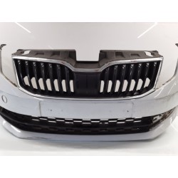 Recambio de paragolpes delantero para skoda octavia iii combi (5e5, 5e6) 2.0 tdi referencia OEM IAM 5E0807221AD 5E0807221AE 