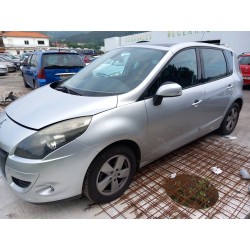 تفكيك Renault scenic III (JZ0/1_) 1.5 dCi Diesel من عام 2010 بمحرك K9K 832