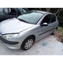 تفكيك Peugeot 206 hatchback (2A/C) 1.4 HDi eco 70 Diesel من عام 2006 بمحرك 8HX (DV4TD),8HZ (DV4TD)