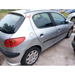 تفكيك Peugeot 206 hatchback (2A/C) 1.4 HDi eco 70 Diesel من عام 2006 بمحرك 8HX (DV4TD),8HZ (DV4TD)