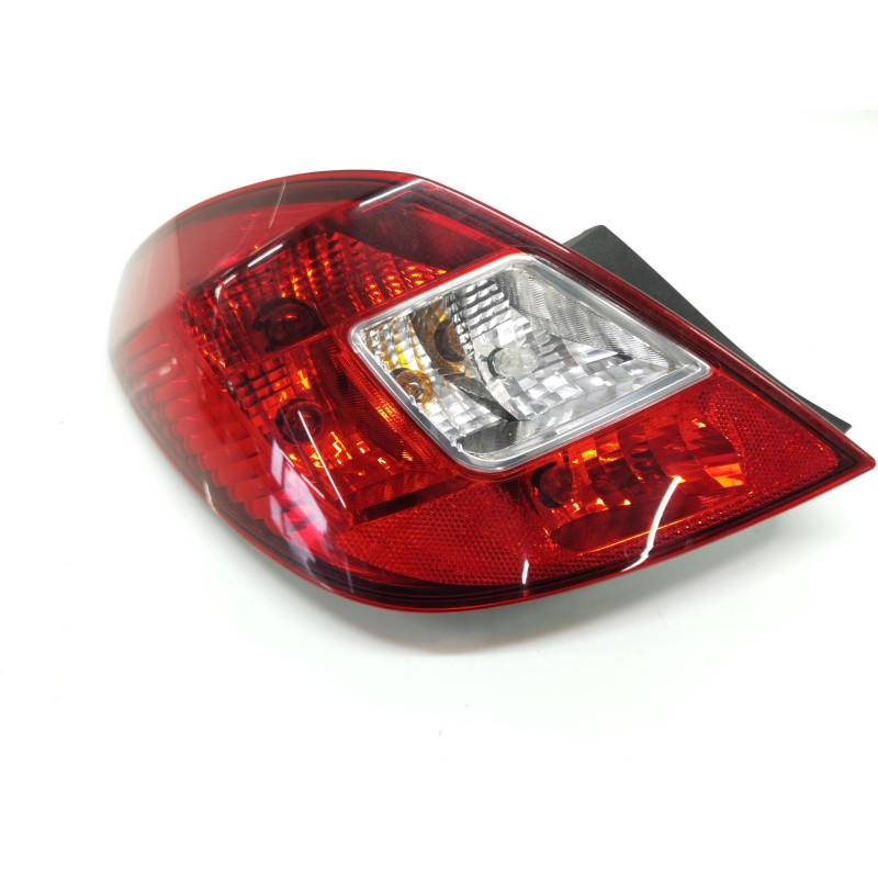 Recambio de piloto trasero izquierdo para opel corsa d (s07) 1.2 (l08, l68) referencia OEM IAM 89318811  