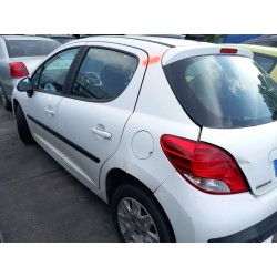 تفكيك Peugeot 207/207+ (WA_, WC_) 1.4 Gasolina من عام 2010 بمحرك KFV (TU3A),KFW (TU3A)