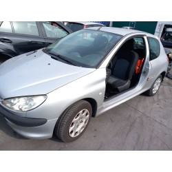 تفكيك Peugeot 206 hatchback (2A/C) 1.4 i Gasolina من عام 2005 بمحرك KFW (TU3A),KFW (TU3JP),KFX (TU3JP)