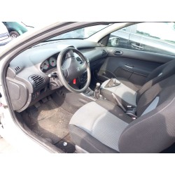 تفكيك Peugeot 206 hatchback (2A/C) 1.4 i Gasolina من عام 2005 بمحرك KFW (TU3A),KFW (TU3JP),KFX (TU3JP)