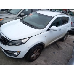 تفكيك Kia sportage III (sl) 1.6 GDI Gasolina من عام 2015 بمحرك G4FD