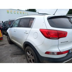 تفكيك Kia sportage III (sl) 1.6 GDI Gasolina من عام 2015 بمحرك G4FD