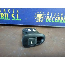 Recambio de mando elevalunas trasero derecho para citroen c3 1.4 hdi exclusive referencia OEM IAM   