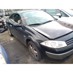 تفكيك Renault megane II coupe-cabriolet (EM0/1_) 2.0 Gasolina من عام 2005 بمحرك F4R 770,F4R 771