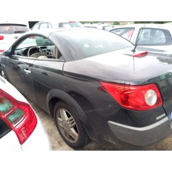 تفكيك Renault megane II coupe-cabriolet (EM0/1_) 2.0 Gasolina من عام 2005 بمحرك F4R 770,F4R 771