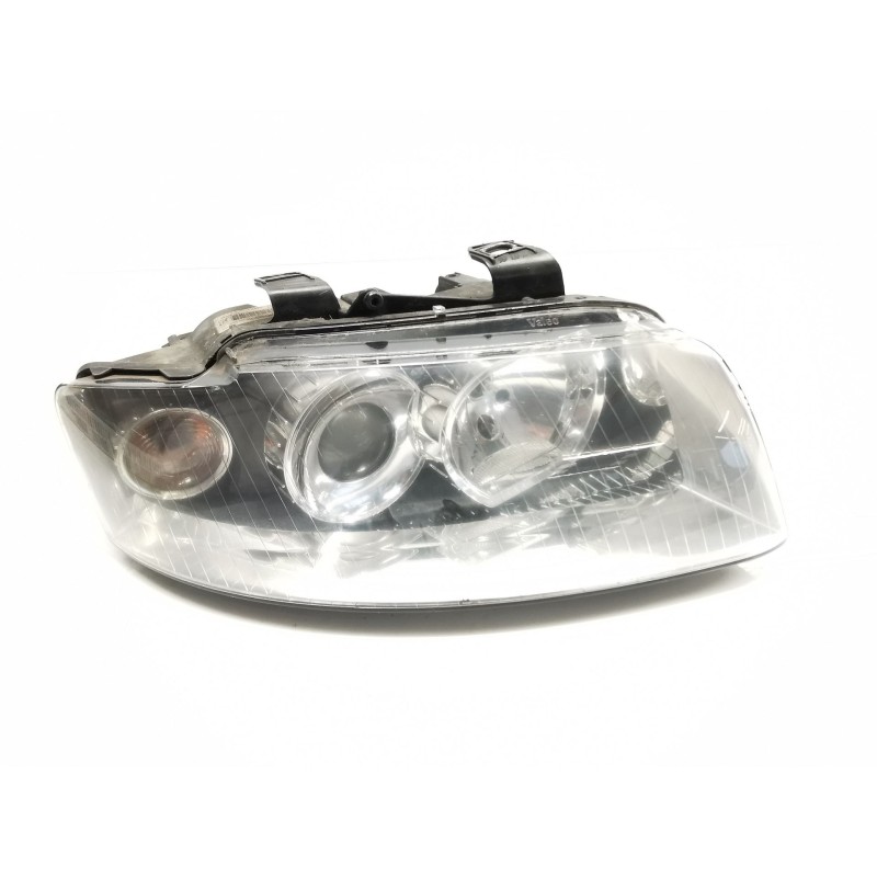 Farol direito Audi A4 berlina (8E) | Desguace Becerril