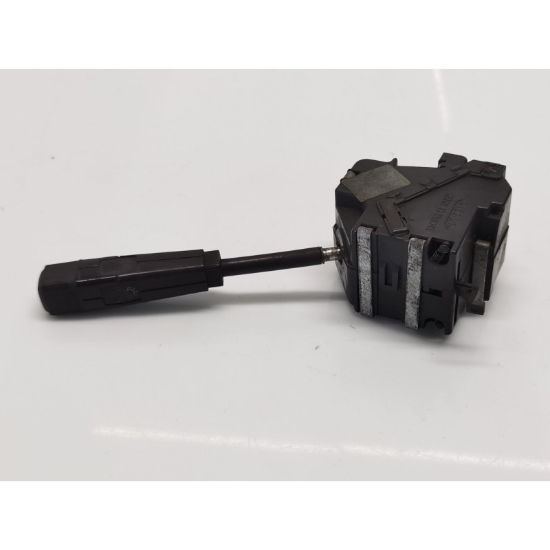 Commande de feux Renault Express furgoneta/monovolumen (F40_, G40_) | Desguace Becerril Commande de feux Renault Express furgoneta/monovolumen (F40_, G40_) | Desguace Becerril