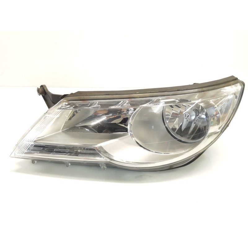 Faro derecho Volkswagen Tiguan (5N_) | Desguace Becerril Faro derecho Volkswagen Tiguan (5N_) | Desguace Becerril