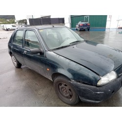 ford fiesta berlina del año 1997