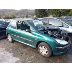 peugeot 206 berlina del año 1999