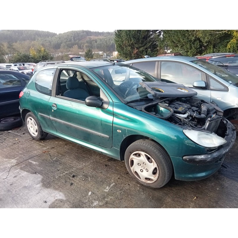 peugeot 206 berlina del año 1999