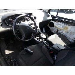peugeot 308 del año 2008
