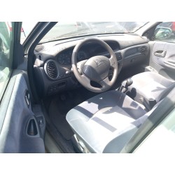 تفكيك Renault megane I (BA0/1_) 1.4 16V (BA0D, BA1H, BA0W, BA10) Gasolina من عام 2002 بمحرك K4J 714,K4J 750