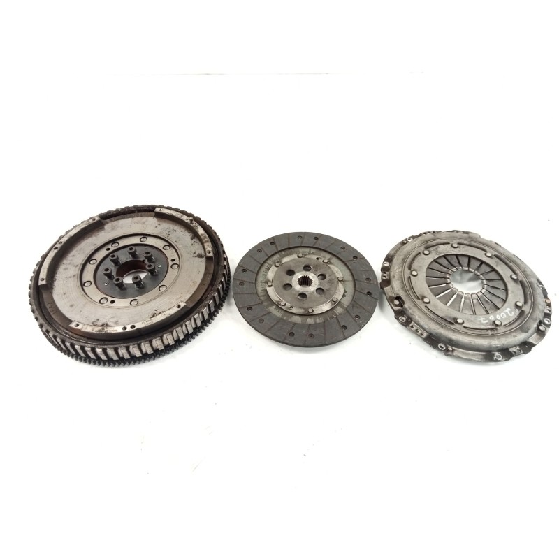 Recambio de kit de embrague para renault megane ii coupé-cabriolet (em0/1_) 1.5 dci (em1e) referencia OEM IAM 701951 703800 