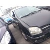 nissan almera tino (v10) del año 2004