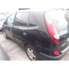 nissan almera tino (v10) del año 2004