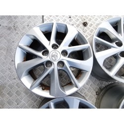 Recambio de juego llantas para toyota auris active referencia OEM IAM 4261102E90  