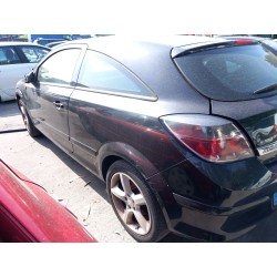 opel astra h gtc (a04) del año 2008