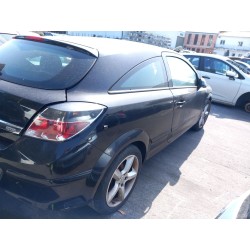 opel astra h gtc (a04) del año 2008