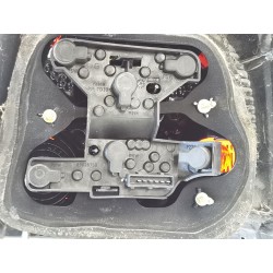 Piloto traseiro esquerdo Toyota Avensis sedan (_T25_) | Desguace Becerril