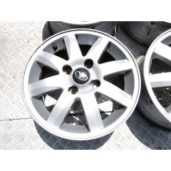 مجموعة جنوط Volvo V40 familiar | Desguace Becerril