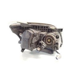 Left headlight Toyota Avensis sedan (_T25_) | Becerril Scrap Yard
