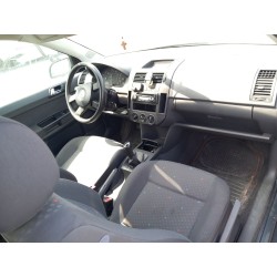 volkswagen polo iv sedán (9a4, 9a2, 9n2, 9a6) del año 2004