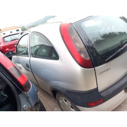 opel corsa c (x01) del año 2002