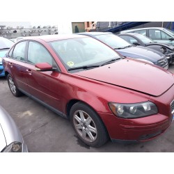 تفكيك Volvo S40 II (544) 2.0 D Diesel من عام 2006 بمحرك D 4204 T