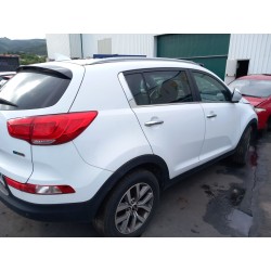 تفكيك Kia sportage III (sl) 1.7 CRDi Diesel من عام 2015 بمحرك D4FD