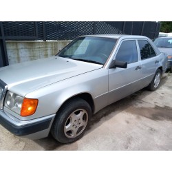 تفكيك Mercedes-benz 124 SEDÁN (W124) 300 D (124.130) Diesel من عام 1991 بمحرك OM 603.912