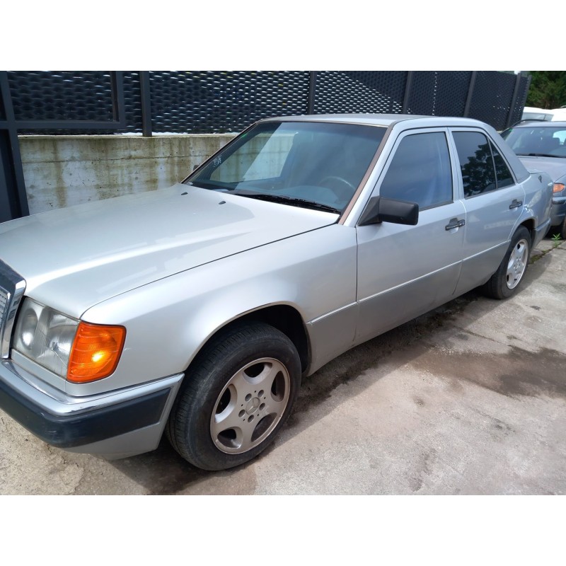 تفكيك Mercedes-benz 124 SEDÁN (W124) 300 D (124.130) Diesel من عام 1991 بمحرك OM 603.912