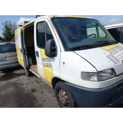 تفكيك Peugeot boxer autobus (244, Z_) 2.0 HDi Diesel من عام 2002 بمحرك RHV (DW10TD),RHV (DW10UTD)