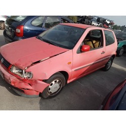 volkswagen polo berlina (6n1) del año 1996