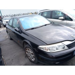 تفكيك Renault laguna II (BG0/1_) 1.6 16V (BG0A, BG0L) Gasolina من عام 2004 بمحرك K4M 710,K4M 714