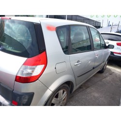 تفكيك Renault SCÉNIC II (JM0/1_) 1.5 dCi (JM0F) Diesel من عام 2005 بمحرك K9KD7