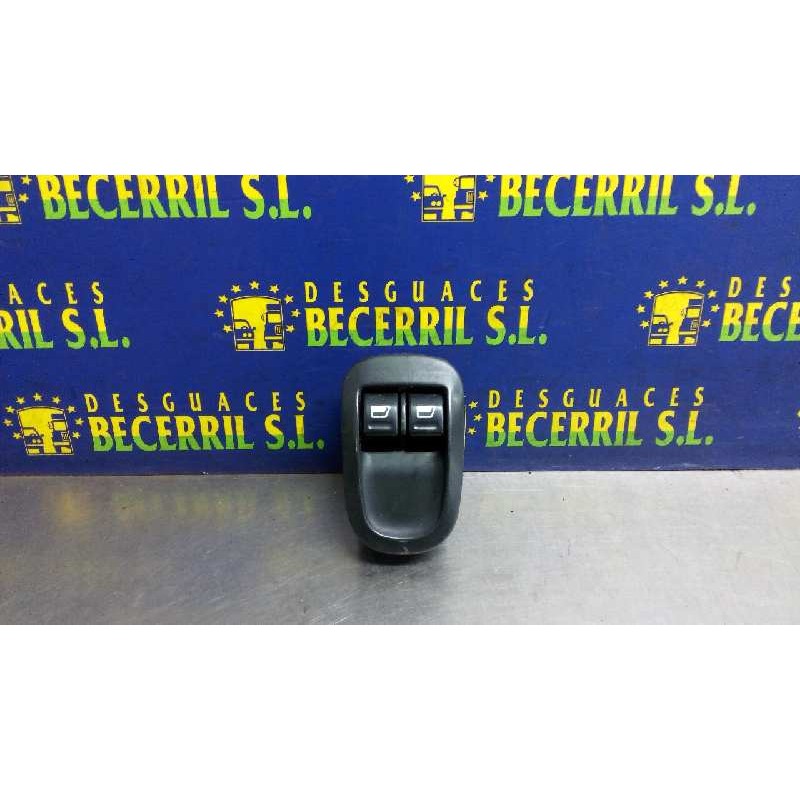 Recambio de mando elevalunas delantero izquierdo para peugeot 206 berlina xr referencia OEM IAM Recambio de mando elevalunas delantero izquierdo para peugeot 206 berlina xr referencia OEM IAM